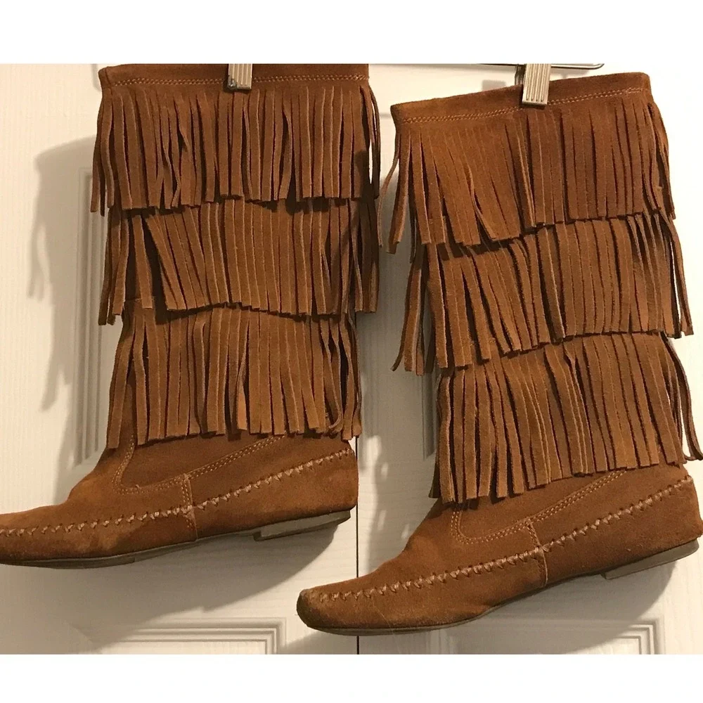 Lauren Conrad Brown Suede Triple Fringe Moccasin Boots Boho Mid Calf Cognac